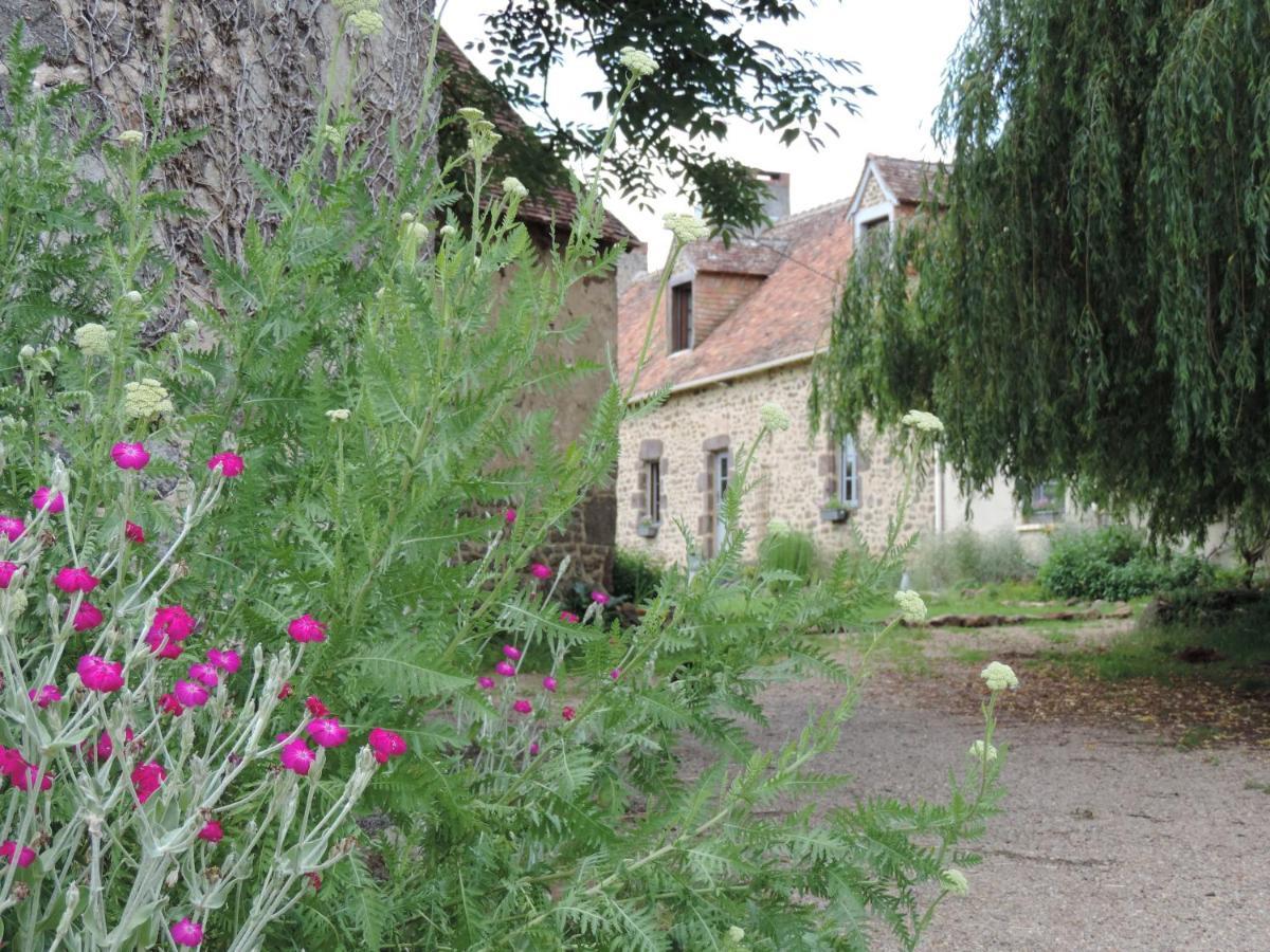 Le Clos Fleuri Ségrie Extérieur photo