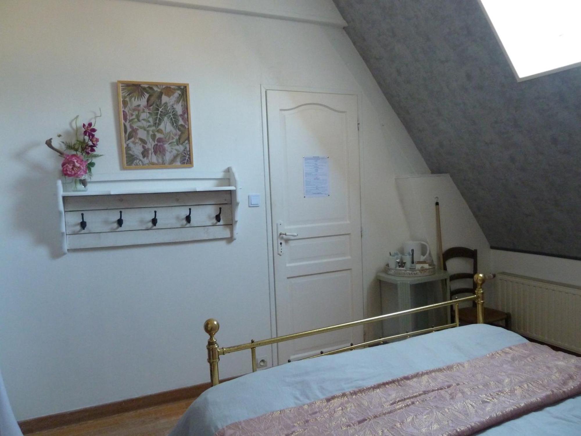 Le Clos Fleuri Ségrie Extérieur photo