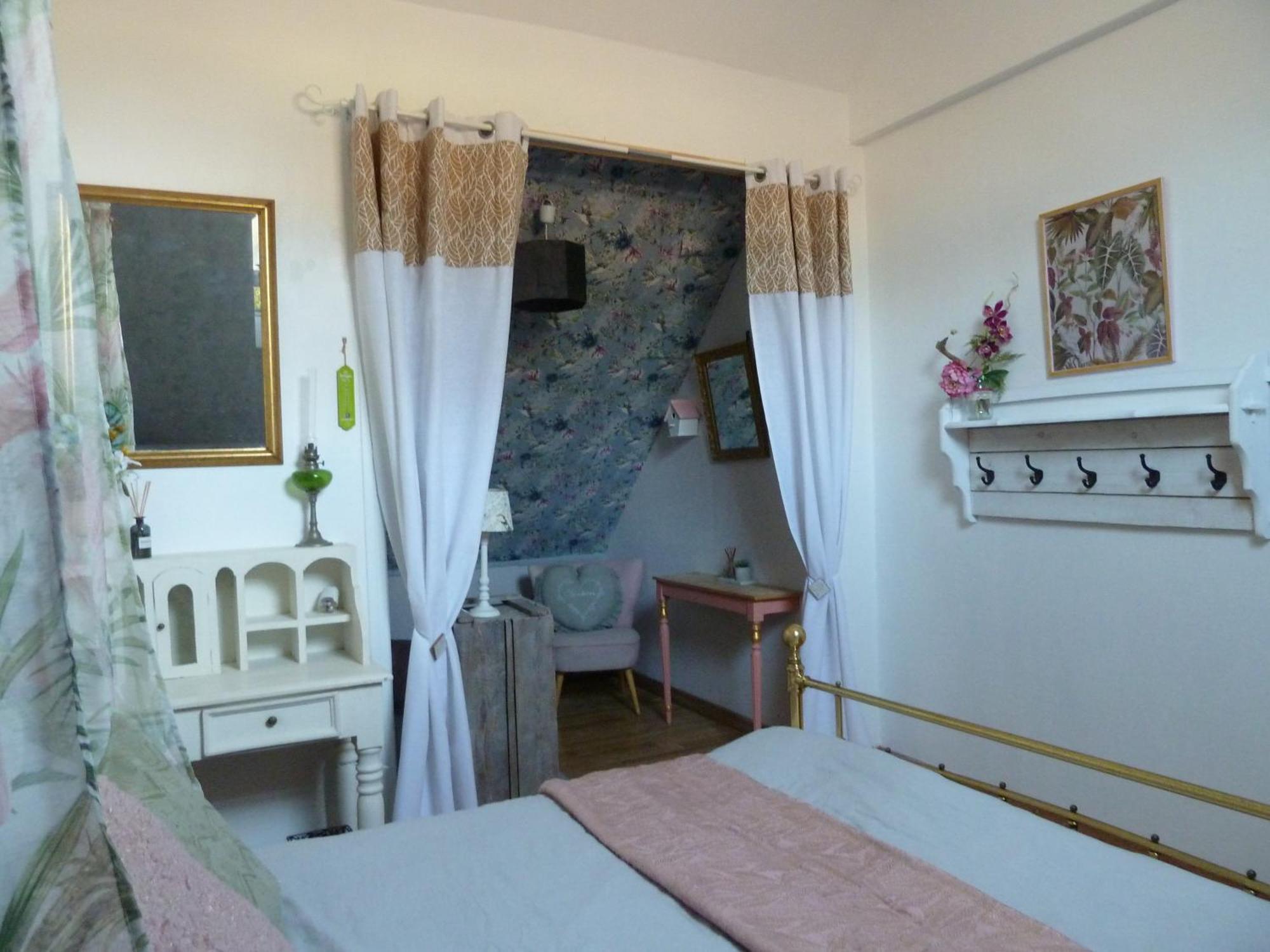 Le Clos Fleuri Ségrie Extérieur photo