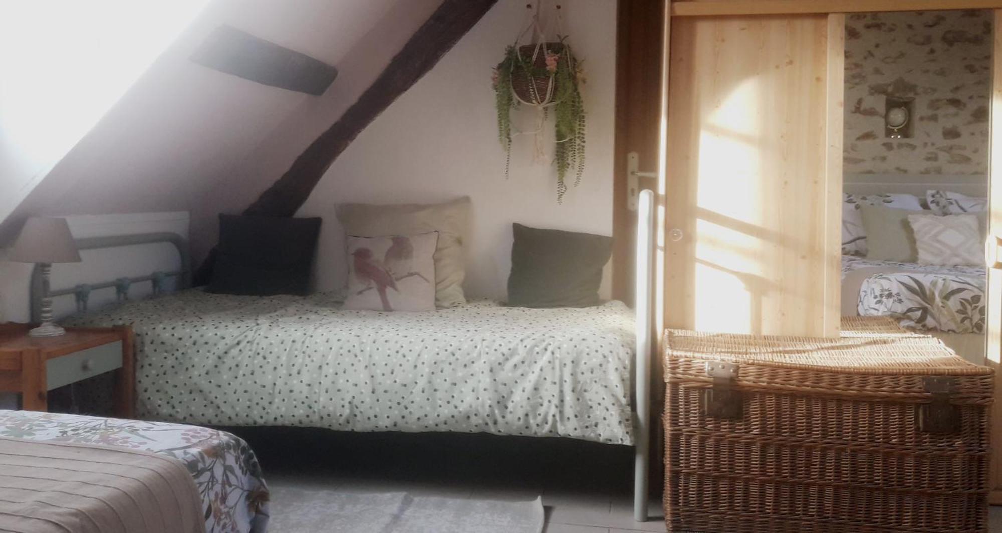 Le Clos Fleuri Ségrie Extérieur photo